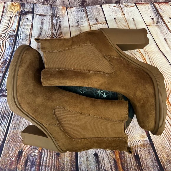 Nine West Solid Brown Pull On High Heel Low Platform Ankle Boots Size 9.5 M - Picture 5 of 9